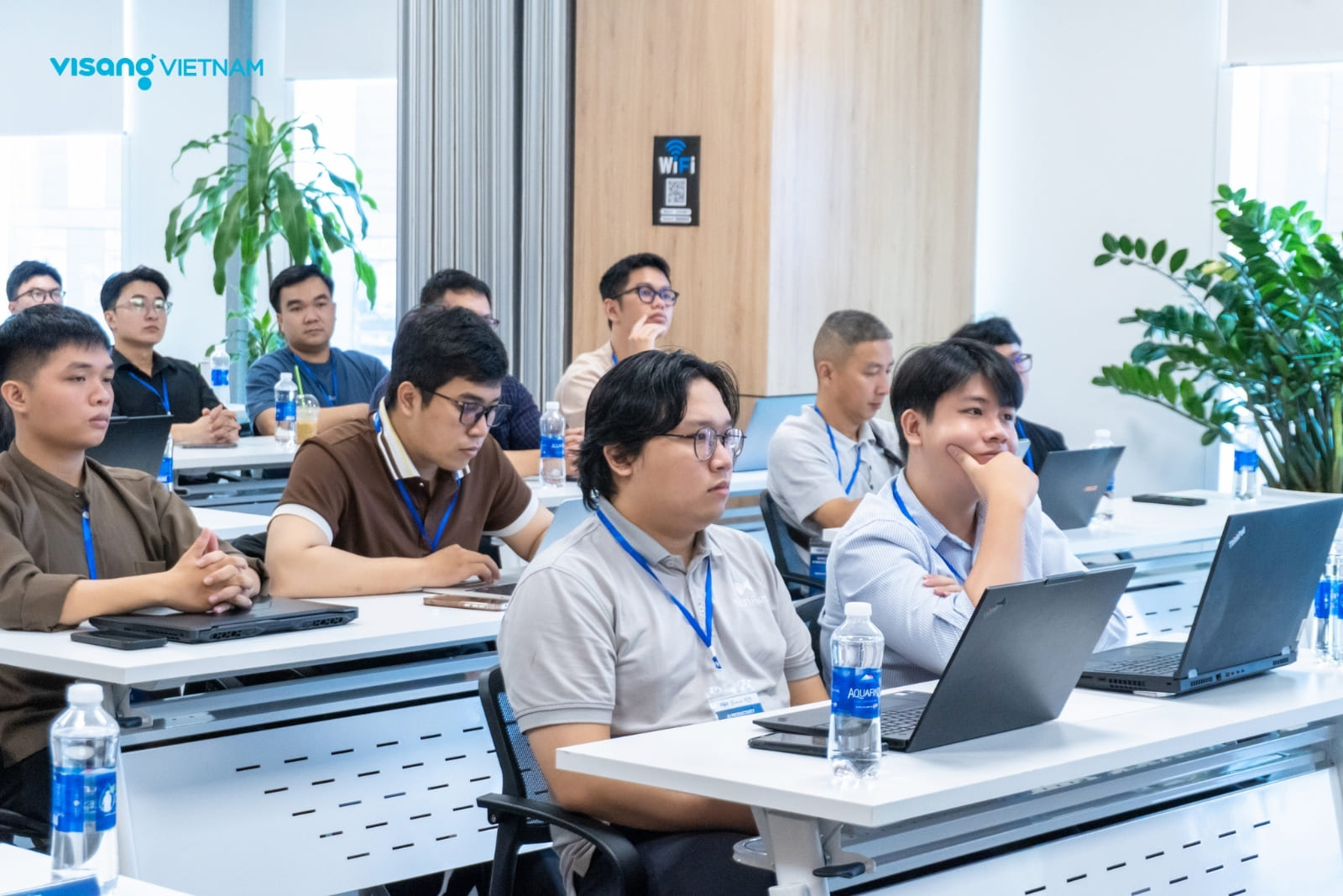 Chương tr&igrave;nh đ&agrave;o tạo hội tụ c&aacute;c diễn giả h&agrave;ng đầu trong ng&agrave;nh c&ocirc;ng nghệ th&ocirc;ng tin 